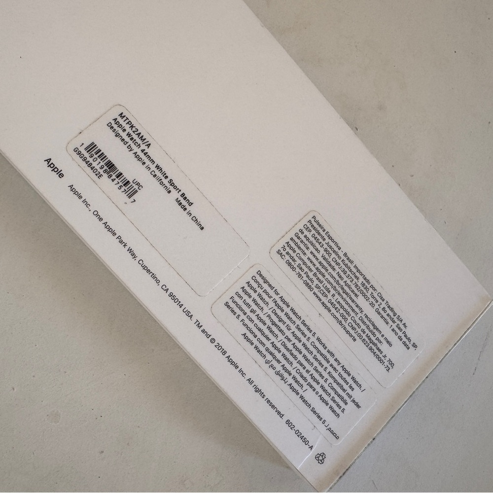 NWT - Apple Watch white Sport band - VH1 MTV MOON MAN -  LIMITED EDITION - Picture 7 of 9